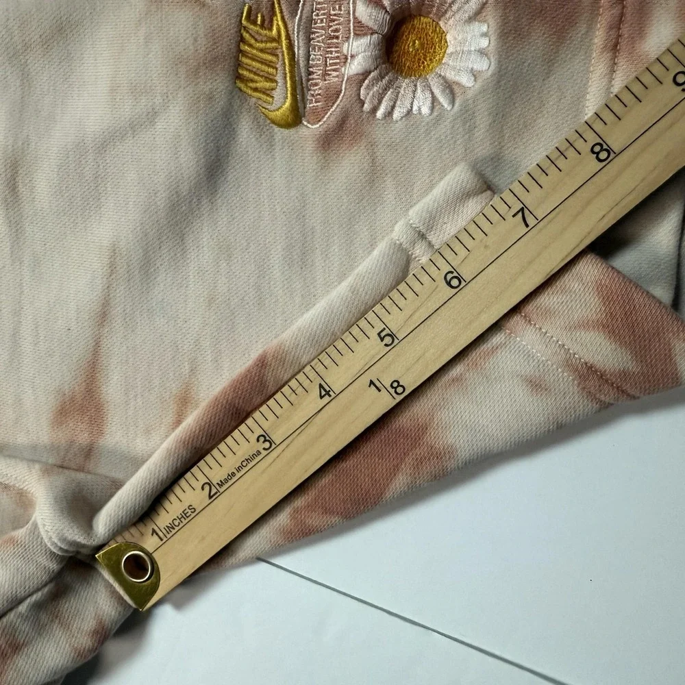 Nike Shorts Youth Small Beige Pink Tie Dye French Terry Beaverton With‎ Daisy